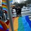 Los gays del PP piden la cabeza de Fernández