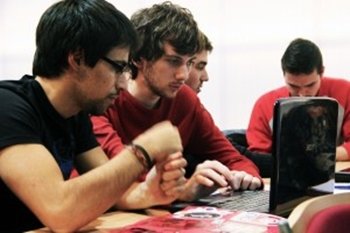 Una escuela dónde los internautas ponen las notas