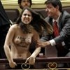 Femen se queda en España
