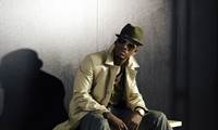 Ne-Yo , obsesionado con el pole dance