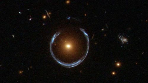 Astrónomos hallan cuatro objetos misteriosos y muy brillantes en forma de anillo