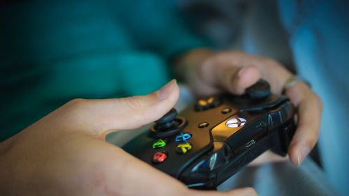 Las mujeres suponen ya el 42% de los 'gamers' en España