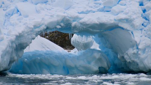 Inusual actividad sísmica en la península Antártica