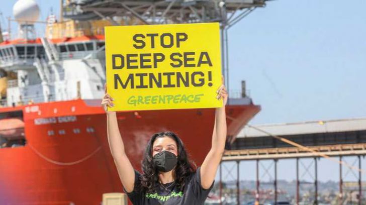 La industria de la minería submarina confrontada por primera vez en alta mar por Greenpeace