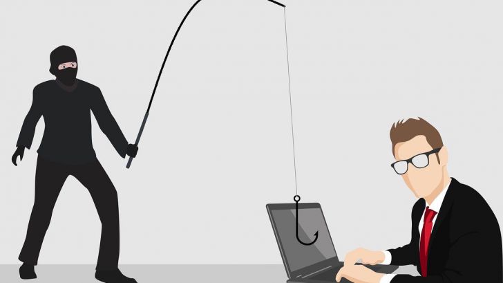 La Policía Nacional alerta de un phishing suplantando Hacienda