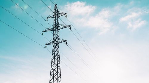 Denuncia pública a las eléctricas para que devuelvan el dinero a los consumidores