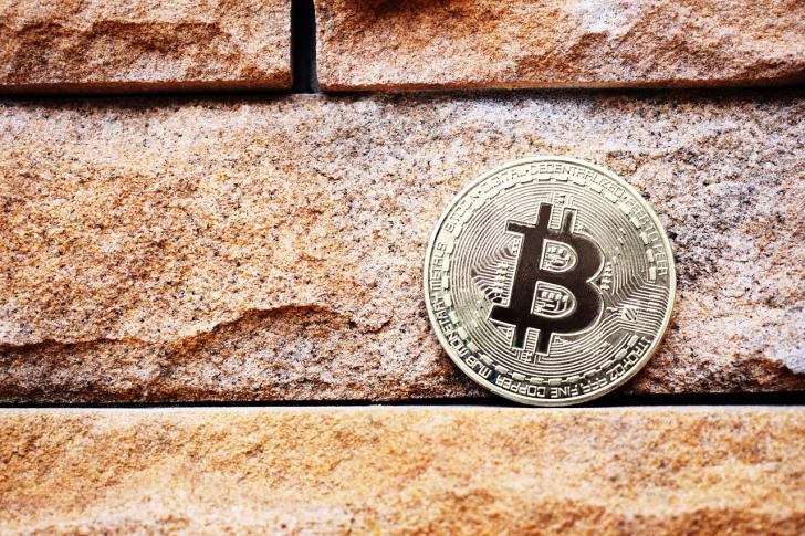 Un Bitcoin físico podría valer 10 veces más que su versión digital