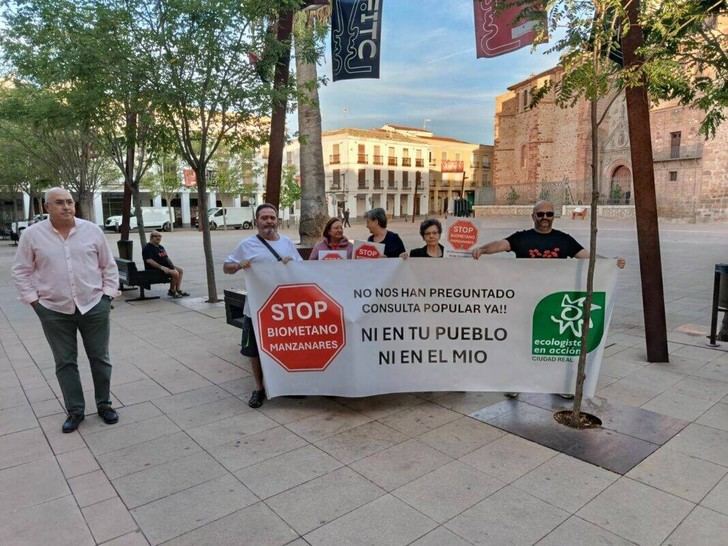 Protestas en Manzanares contra la instalación de plantas de biometano