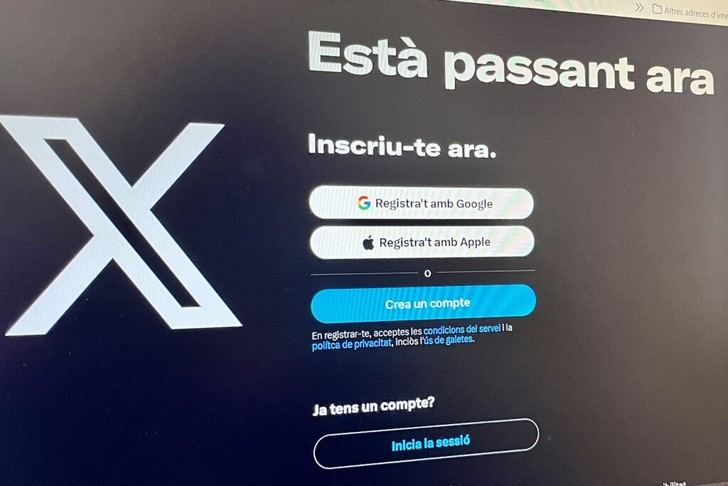 CRUE cesa publicaciones en X por falta de valores democráticos