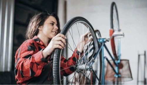 Lanzan directorio de más de 1.200 tiendas de reparación como alternativa al Black Friday