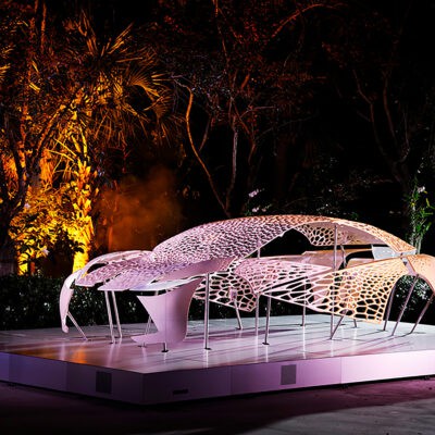 Lexus lanza la instalación multisensorial 'Liminal Cycles' en colaboración con Crafting Plastics