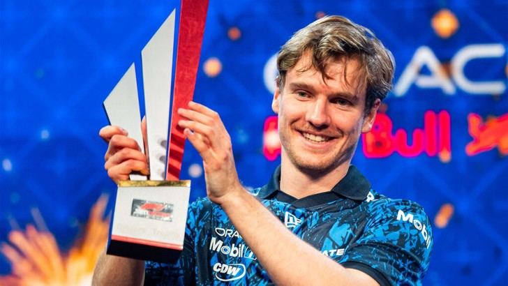 Opmeer y Red Bull se coronan campeones en la final del Campeonato Mundial de Sim Racing F1 en Abu Dhabi