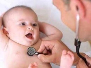 En España faltan al menos medio millar de pediatras