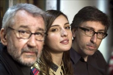 Pueblo indígena contra Petrolera